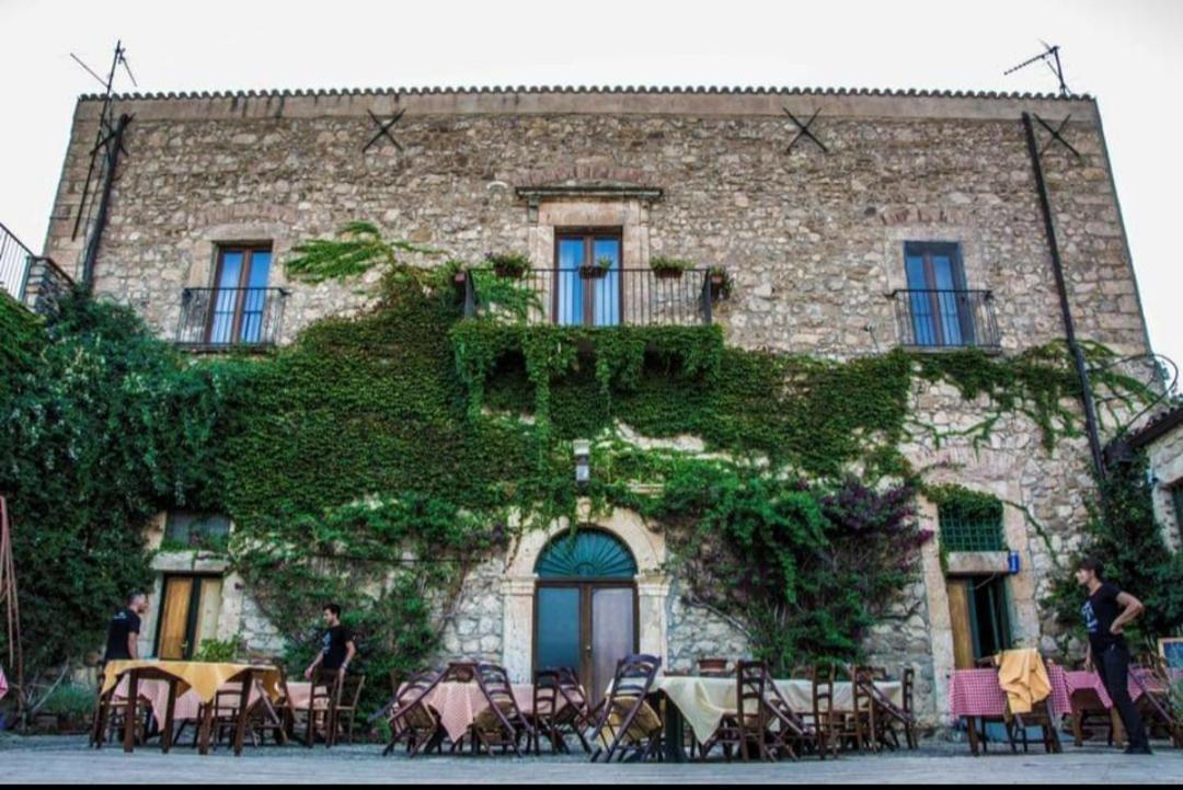 Agriturismo Feudo Tudia Landro Экстерьер фото